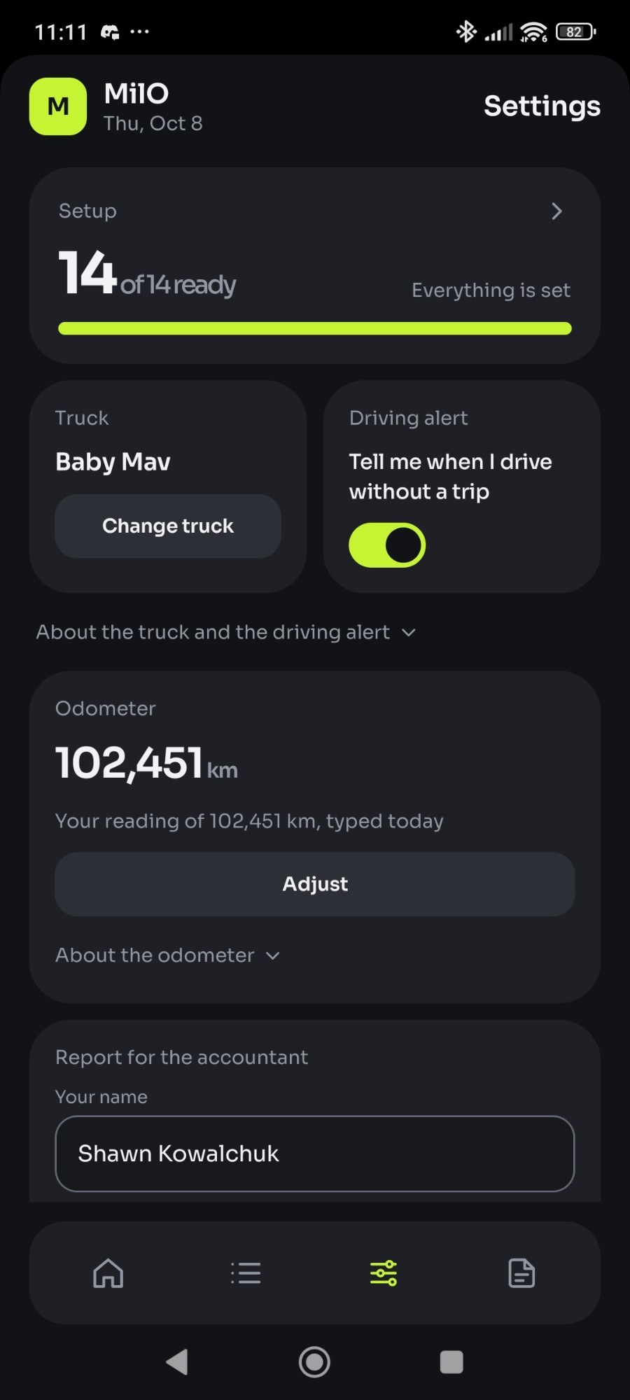 Settings: Setup 14 of 14 ready, the truck, the driving alert and the odometer